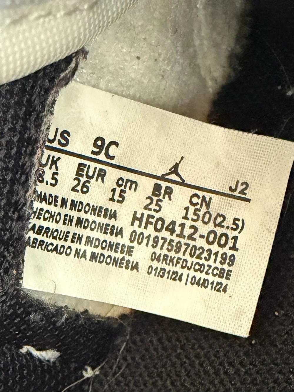 9c Kids Air Jordan 1 Retro Low OG Black Raspberry - LIKE NEW (Retails $65)